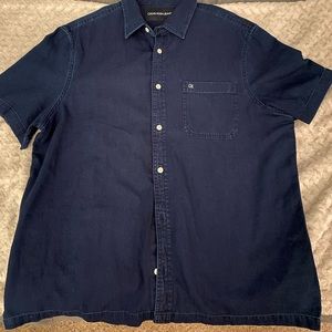 Calvin Klein Button down size lrg